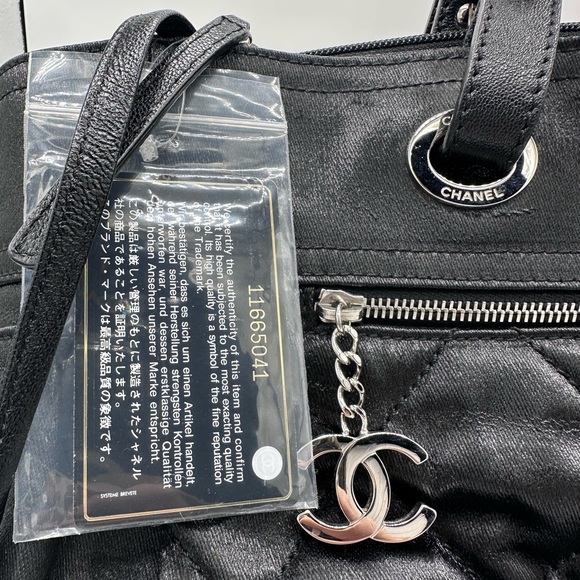 Chanel Biarritz Tote bag - Picture 7 of 17